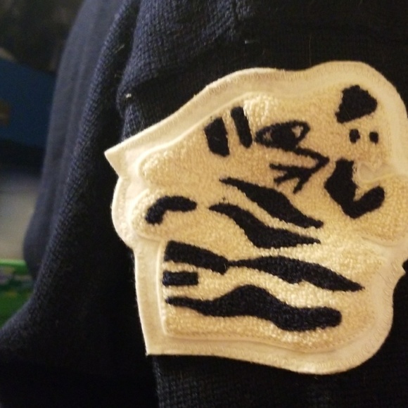 Vintage School Sweater - Picture 2 of 5